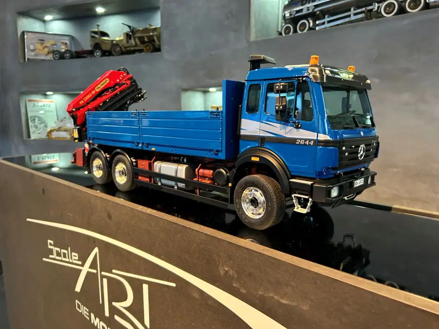 Mercedes SK 3-axle building material truck with Palfinger rear-mounted loading crane 6x6